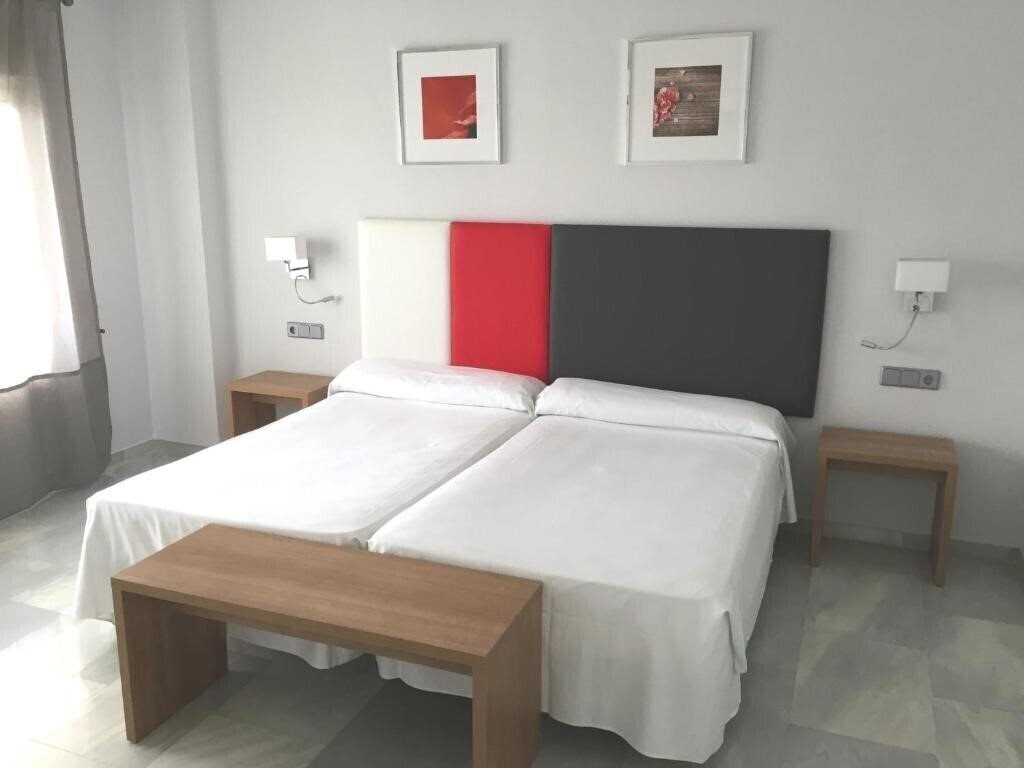 Панорама Hotel Apartamentos Flatotel Internacional 3*