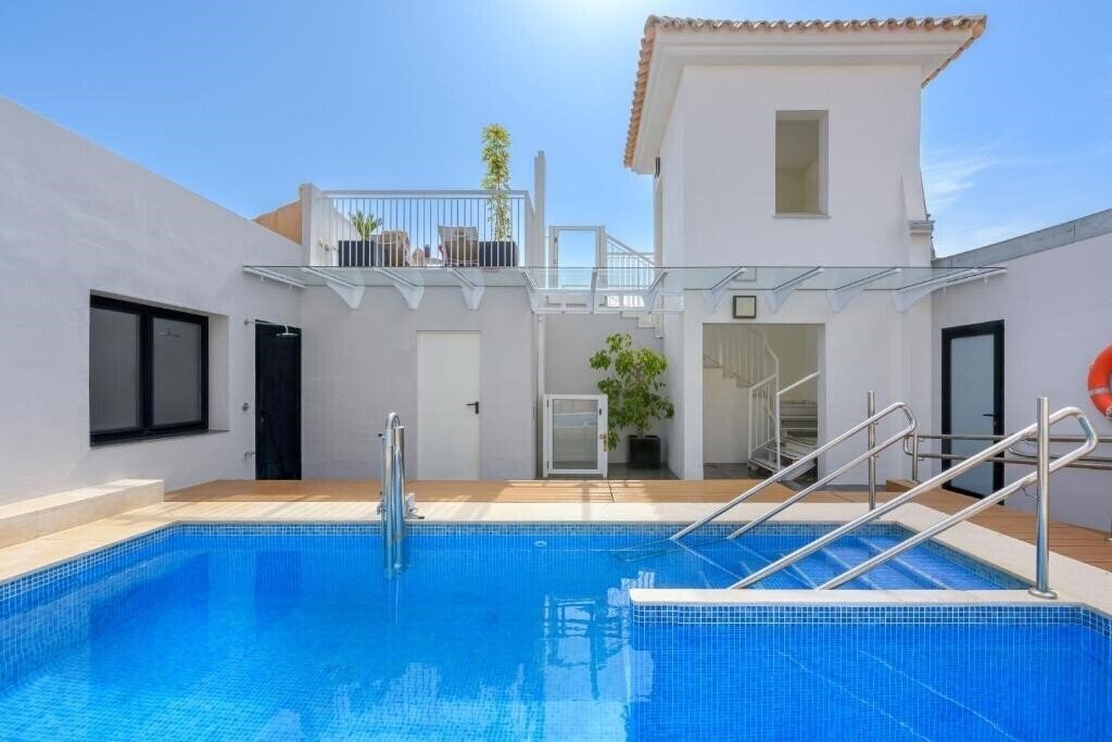 Панорама Exe Malaga Museos 3*