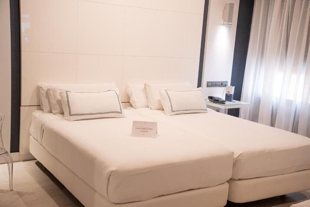 Фотография Malaga Nostrum 3*