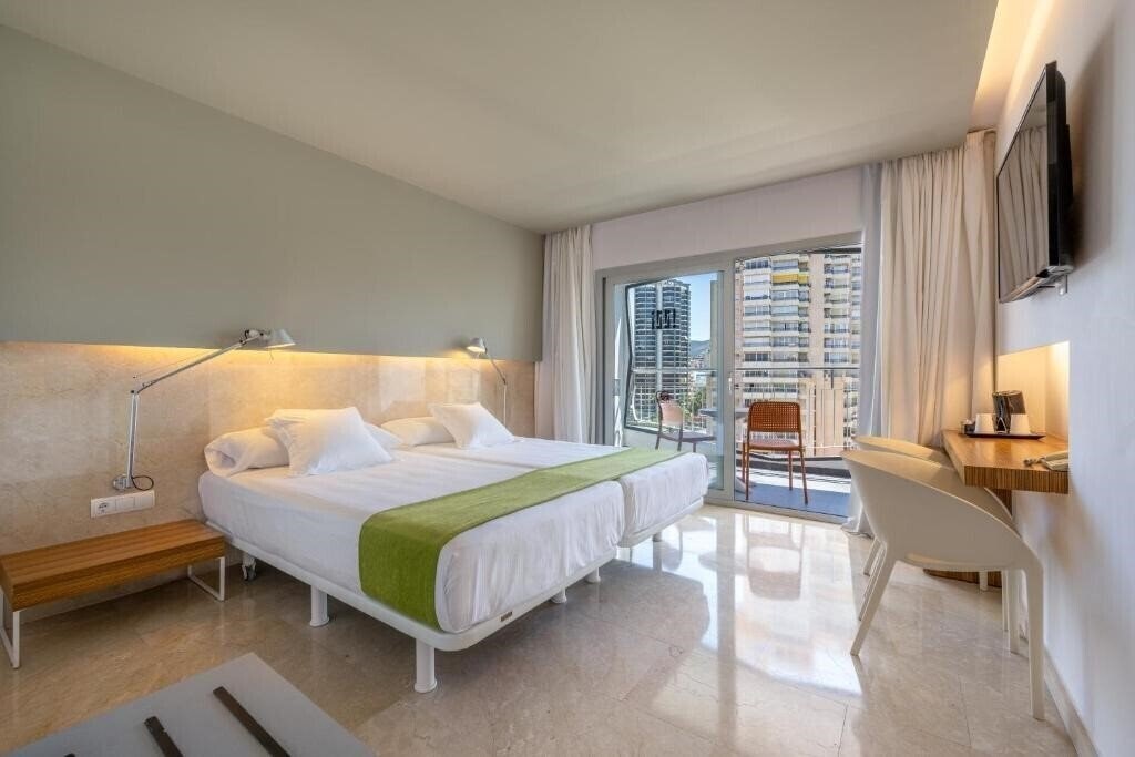 Апартаменти Climia Belroy 4 Sup 4*