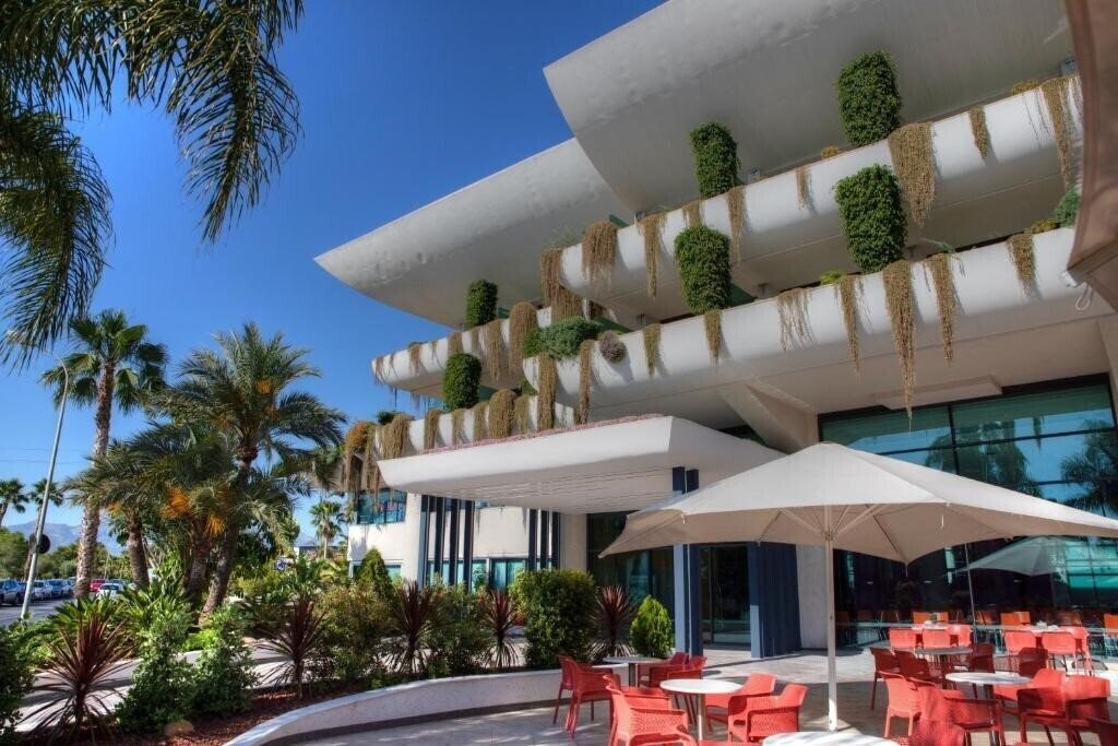 Картинка Hotel Deloix Aqua Center 4*