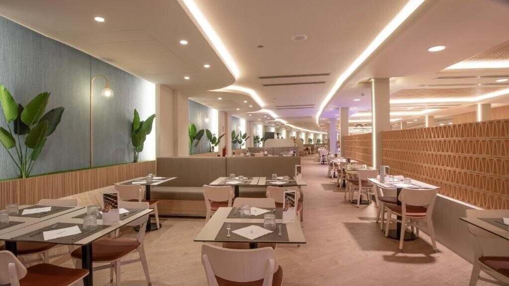 Панорама Gran Hotel Bali 4*