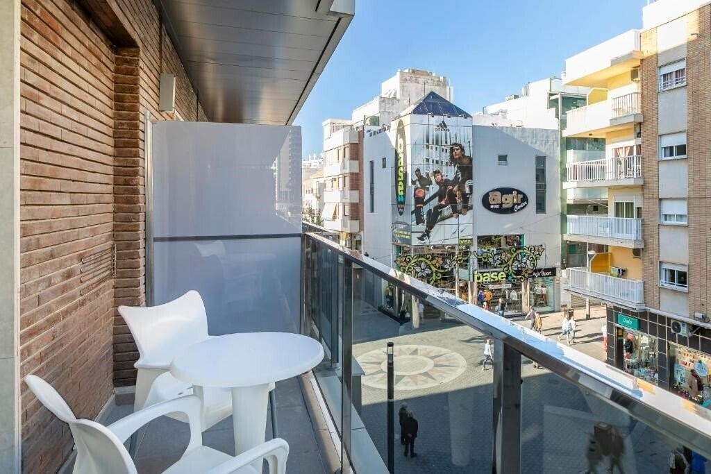 Територія Avenida Benidorm 4*
