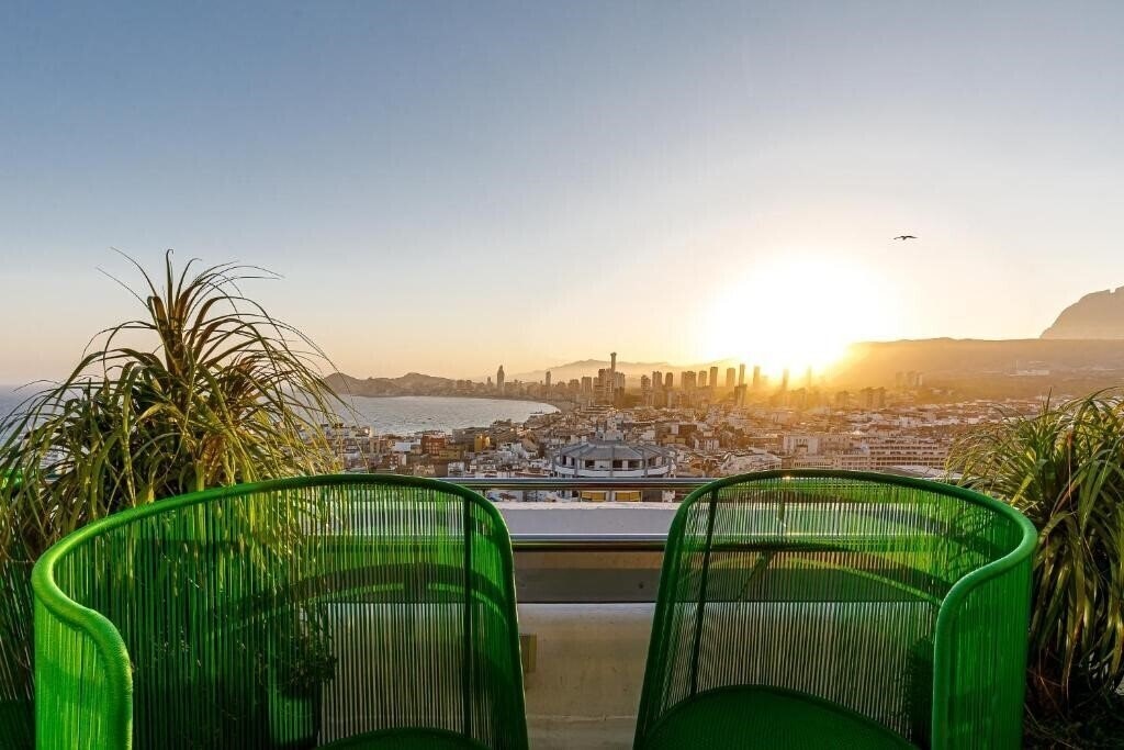 Территория Madeira Centro 4*