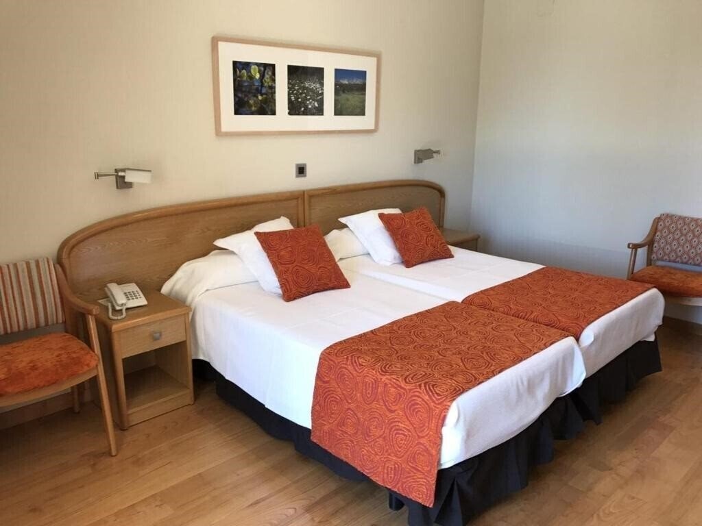 Панорама Tanit 3*