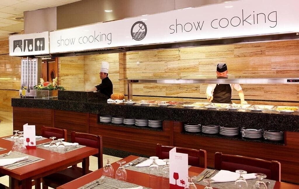 Вид Complejo Poseidon Hotel 3*