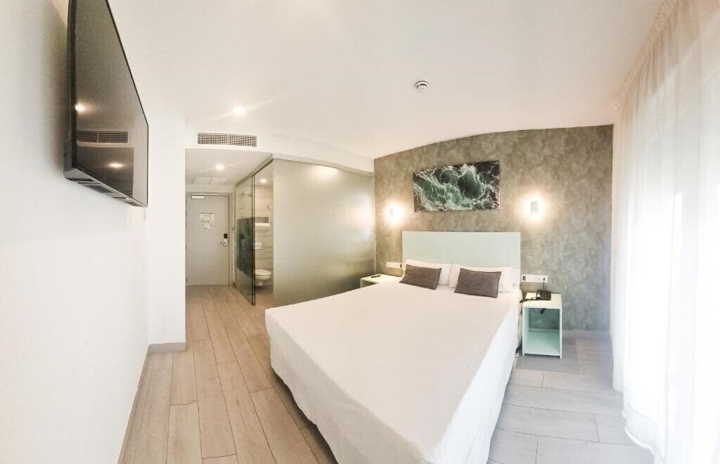 Панорама Clopy Rocamar 3*