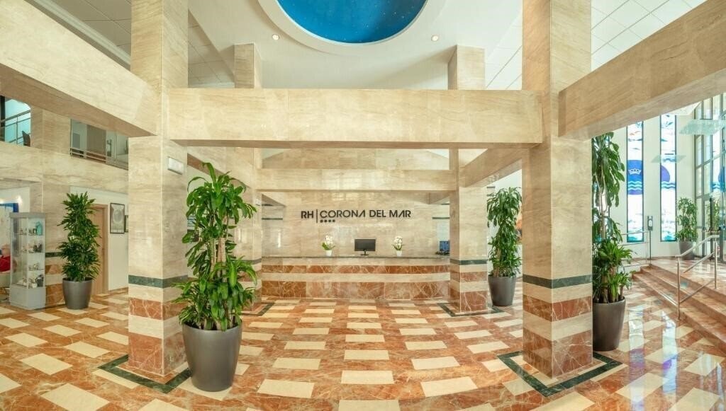 Вид RH Corona del Mar 4*