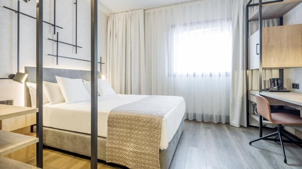 Панорама Hotel Ilunion San Mames 4*