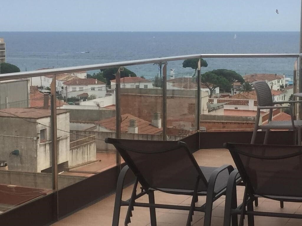 Територія Petit Palau 4*