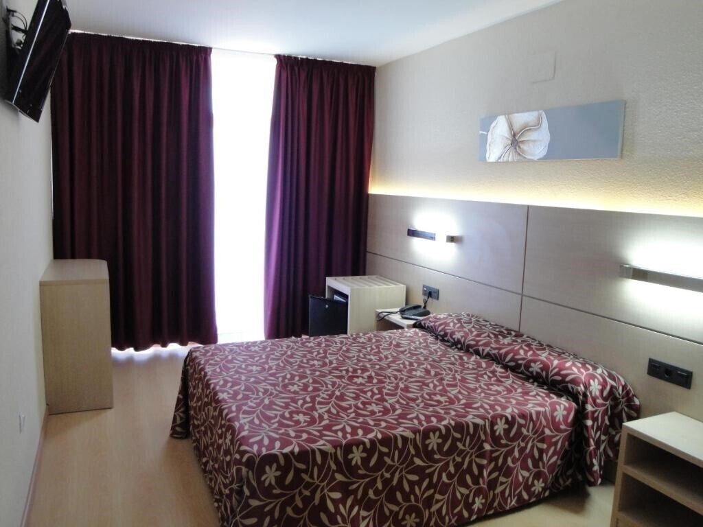 Вид Esplendid Hotel 3*