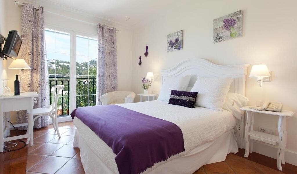 Вид Mr Les Rotes 4*