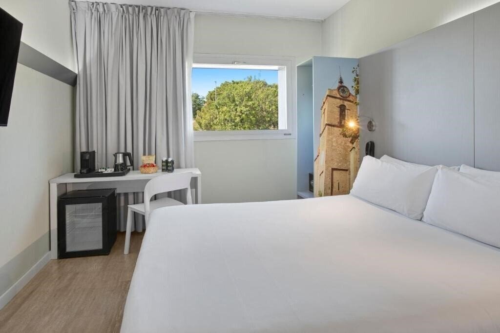Апартаменти B&B Hotel Figueres 2*