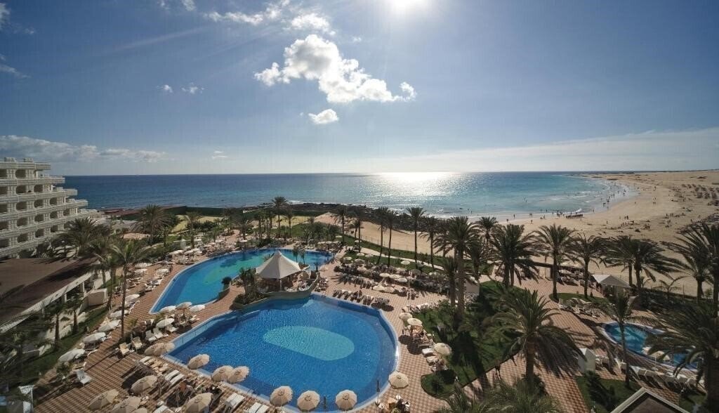 Территория Riu Palace Tres Islas 4*