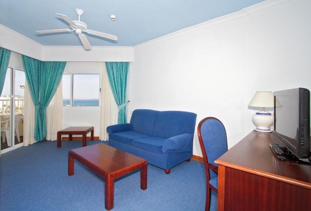 Панорама Riu Oliva Beach Resort 4*