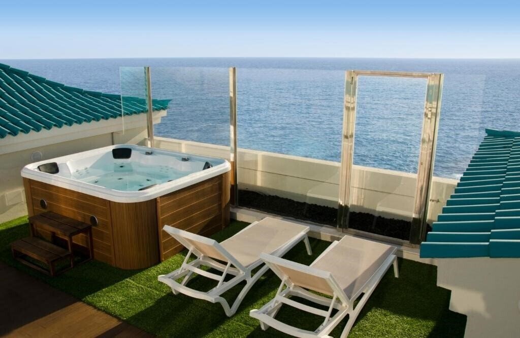 Панорама Ereza Mar 4*