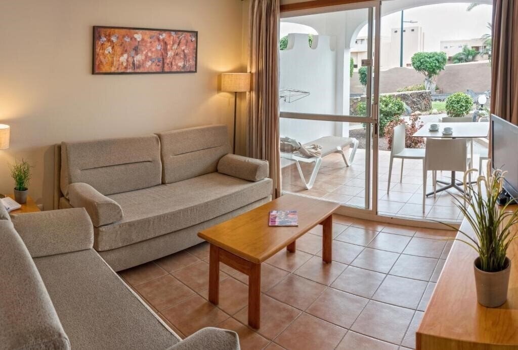 Апартаменти Sotavento Beach Club 4*