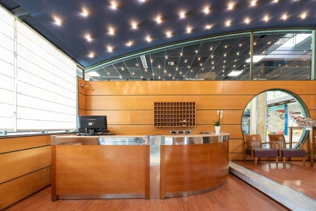 Вид Hotel Exe Area Central 3*