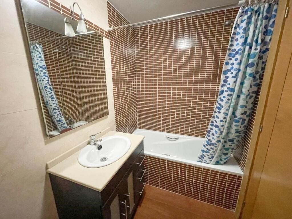 Фотографія Apartamentos Foz 3000 (ex. Alojamientos Foz 3000) 3*