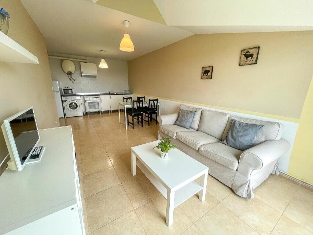 Зображення Apartamentos Playa De Las Catedrales 3000 3*