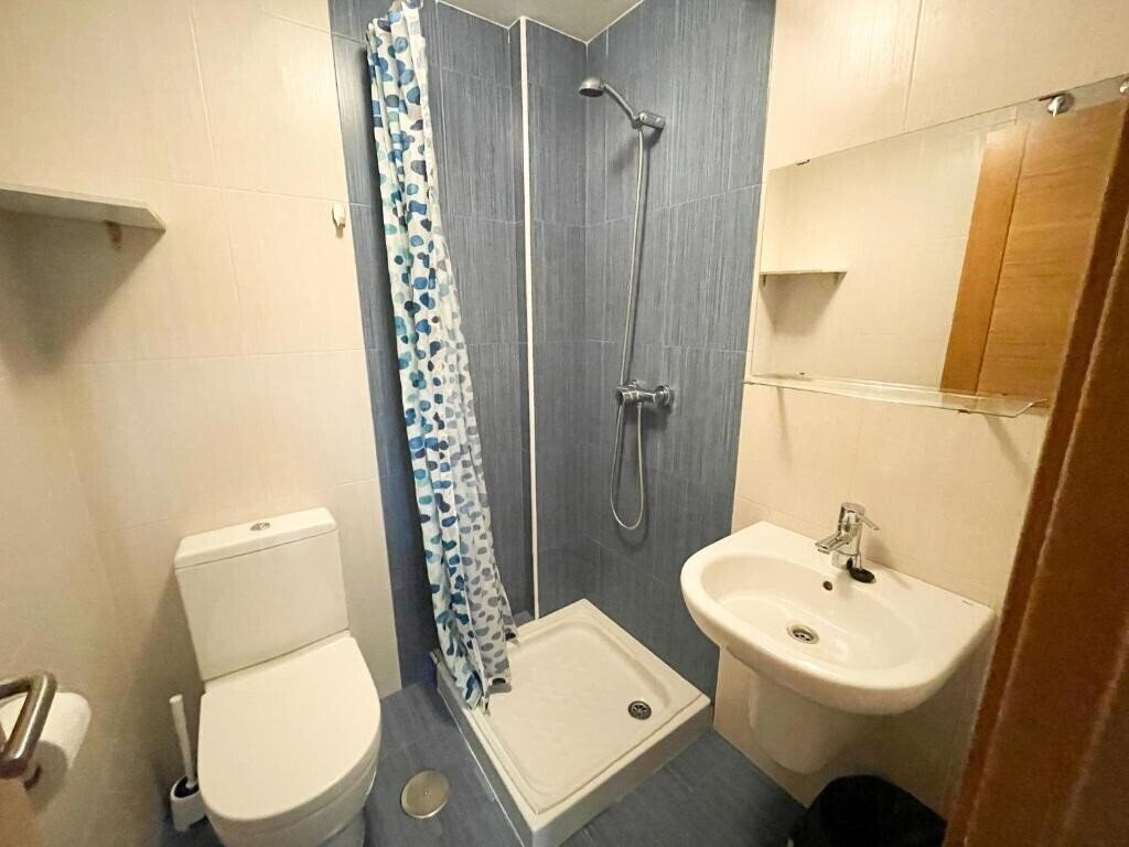 Апартаменти Apartamentos Playa De Las Catedrales 3000 3*