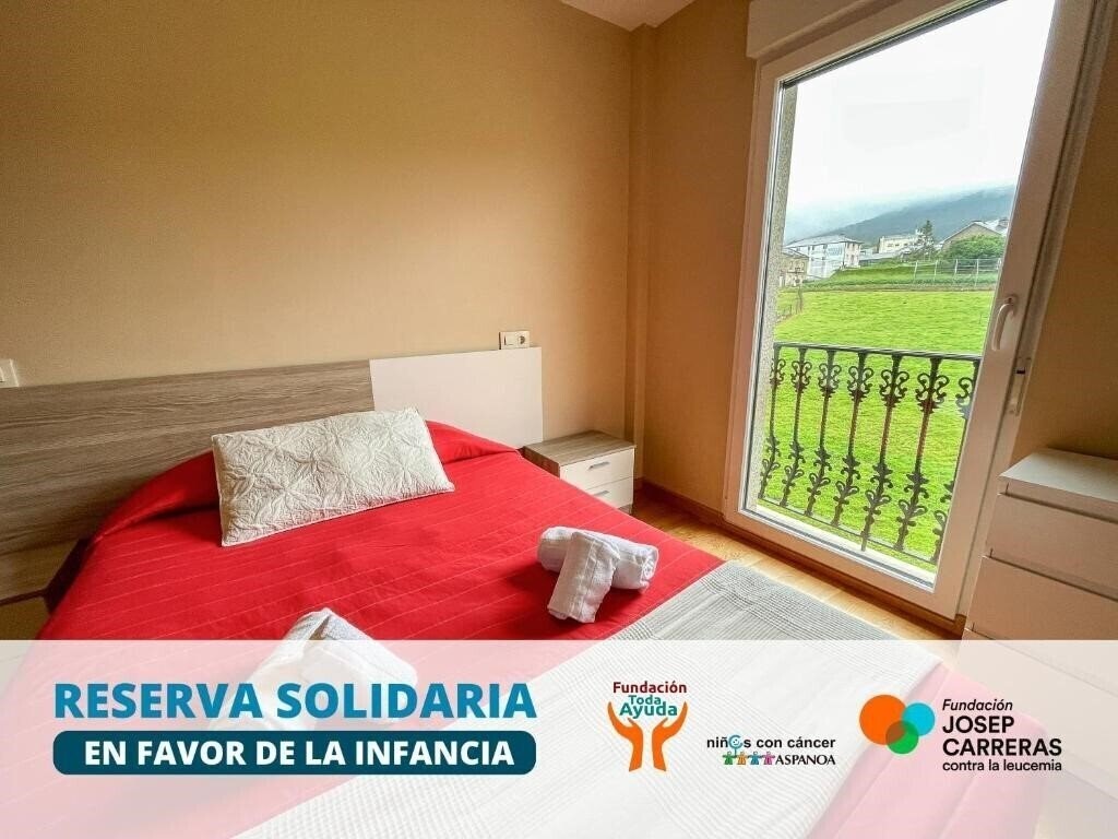 Панорама Apartamentos Playa De Las Catedrales 3000 3*