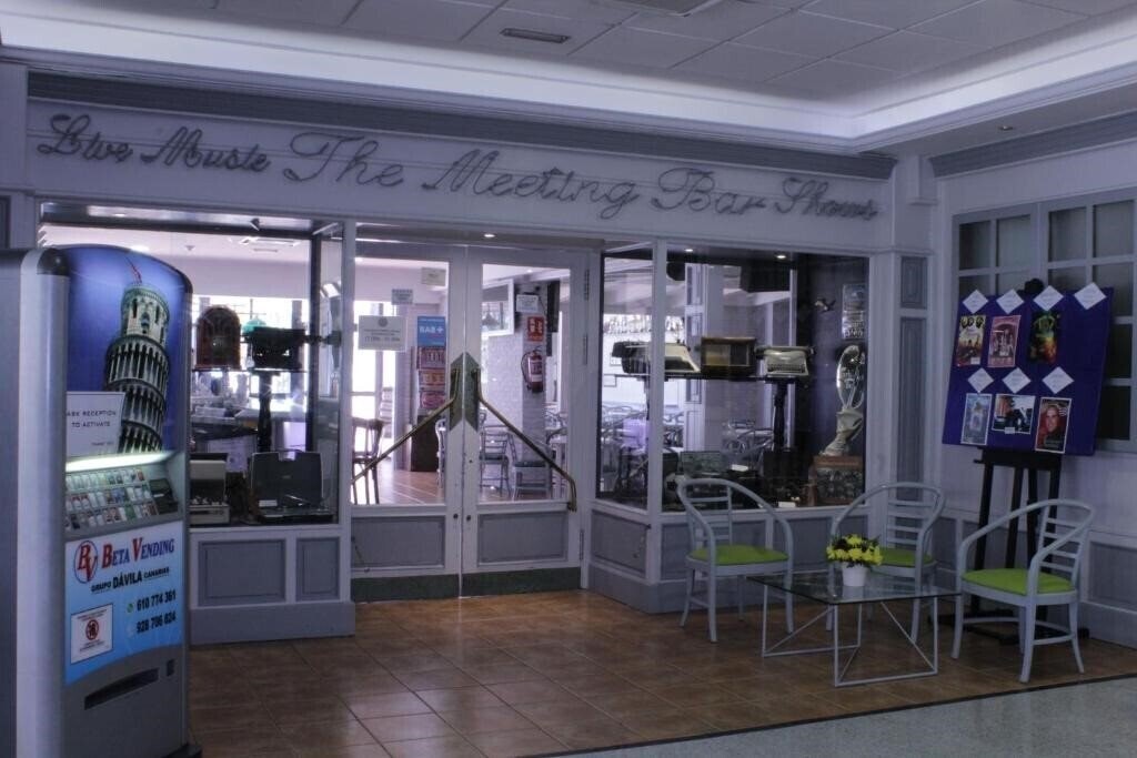 Вид Green Fild Aparthotel 3*