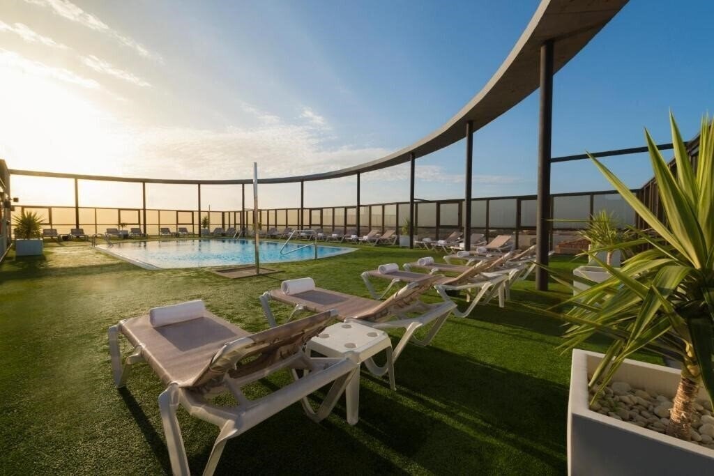 Изображение Elba Vecindario Aeropuerto Business & Convention 4*