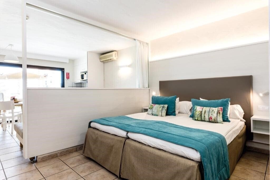 Апартаменты Grupotel Las Pitas 2*