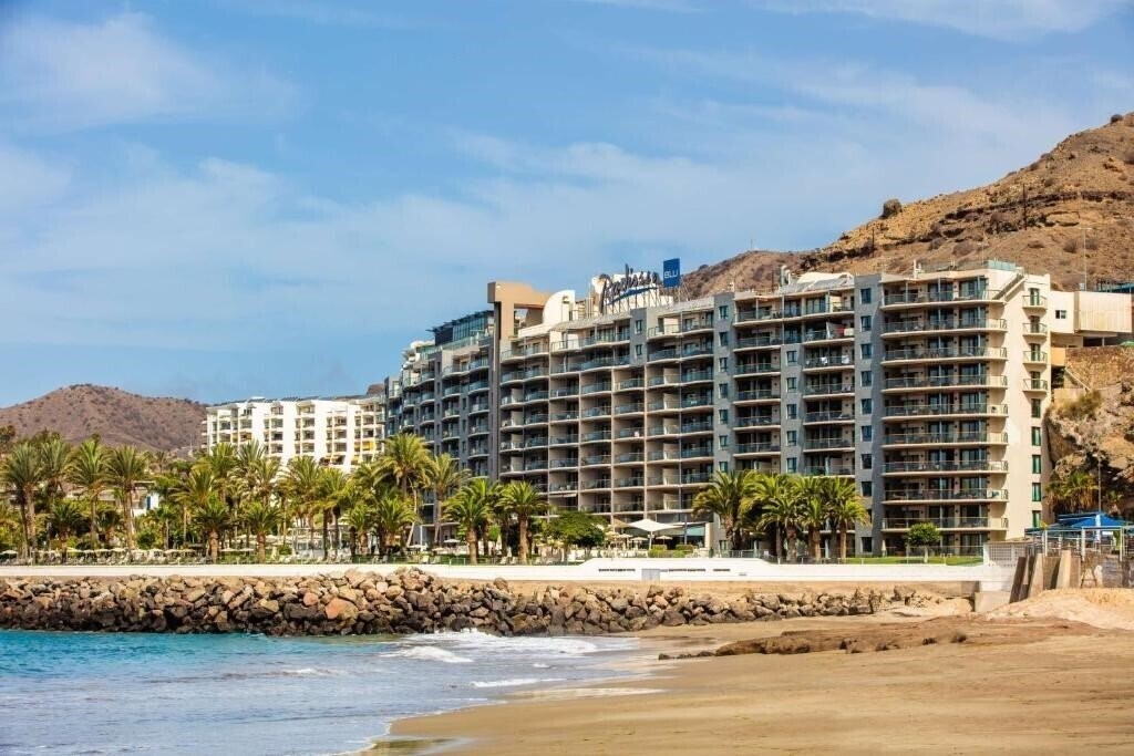 Отель Radisson Blu Resort Gran Canaria 5*