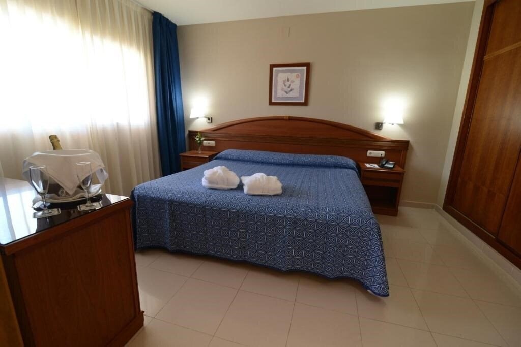 Территория Bahia Tropical 4*