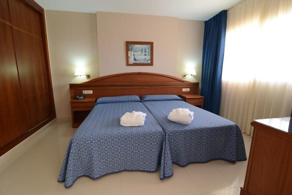 Панорама Bahia Tropical 4*