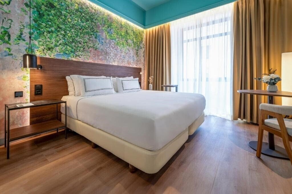 Територія Melia Granada Hotel 4*