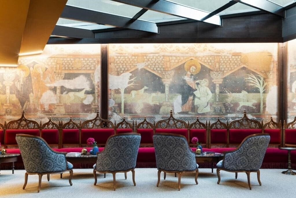 Територія Ac Palacio De Santa Paula 5*