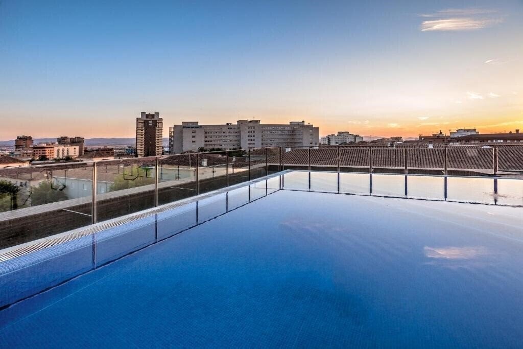 Фото Hotel Granada By Pierre & Vacances 4*