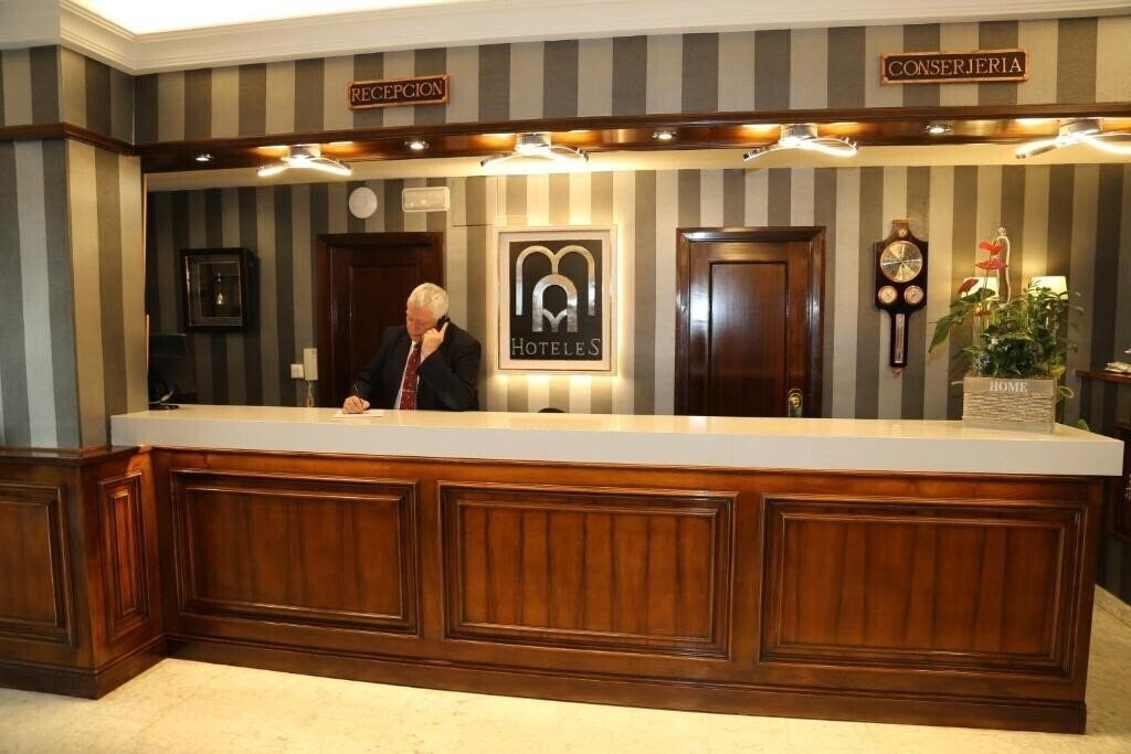 Панорама Hotel Princesa Ana 4*