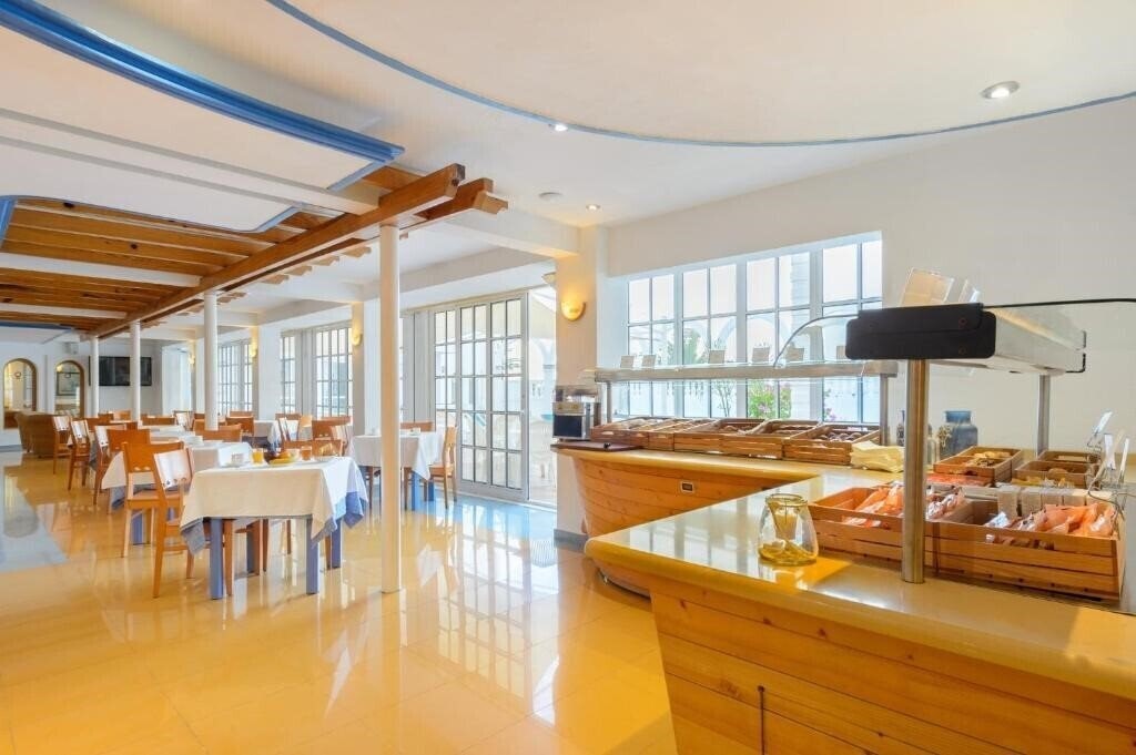 Апартаменти Complejo Lux-Mar 2*