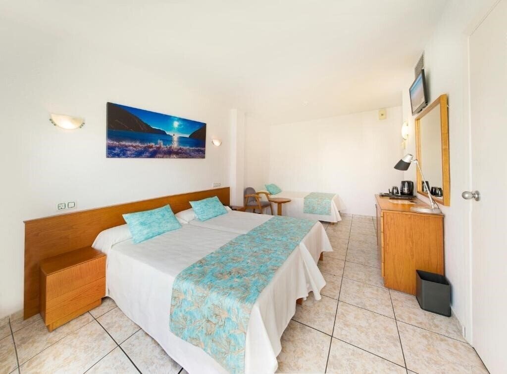 Апартаменты Tropical 3*