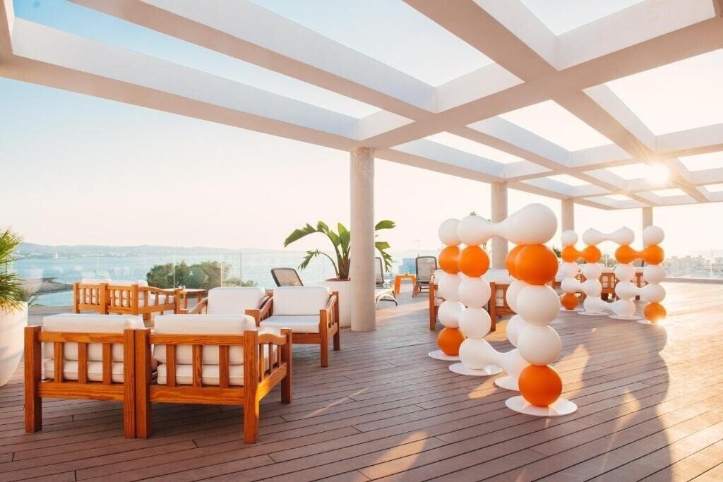 Апартаменты Abrat 3*