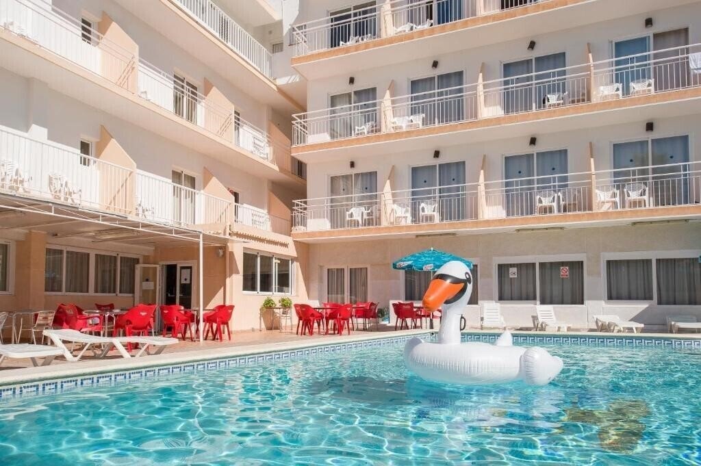 Територія Anibal 2*