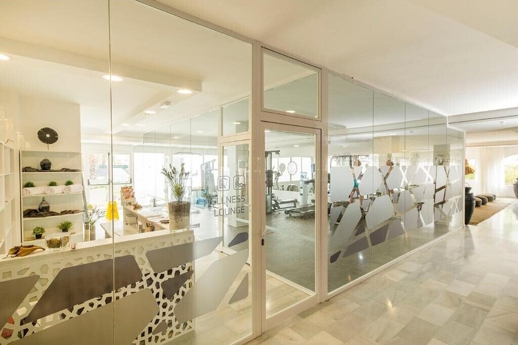 Вид Fergus Style Bahamas 4*