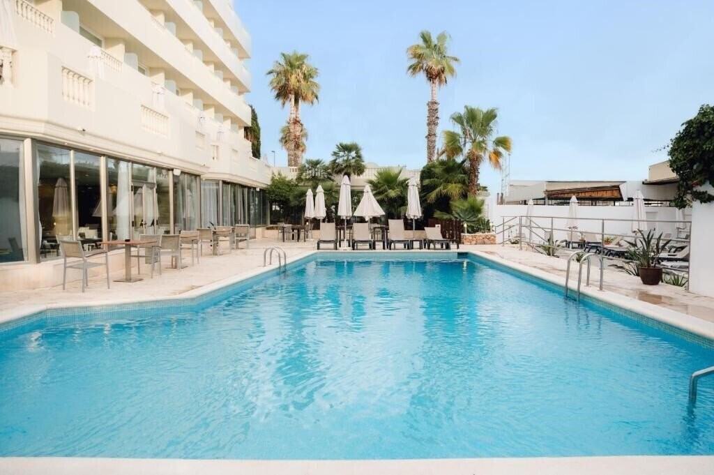 Фотографія Hotel Moon Dreams Paraiso (ex. Paraiso Beach by Llum, Fergus Paraiso Beach) 3*