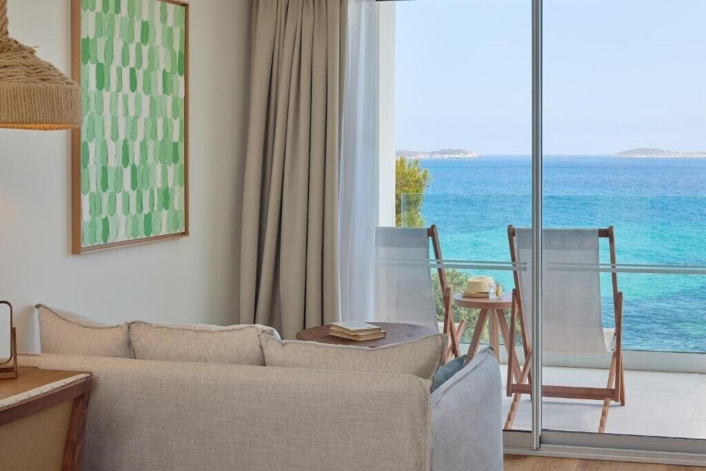Апартаменты Melia Ibiza (ex. Sol Beach House Ibiza) 4*