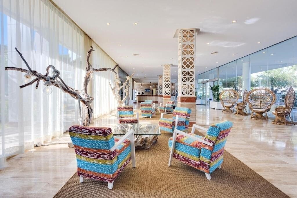 Картинка Tropic Garden Aparthotel 4*