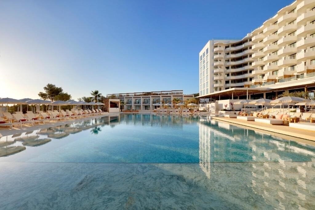 Готель Trs Ibiza 5*