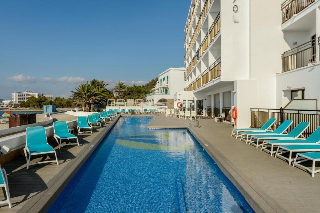 Панорама S`Estanyol 3*