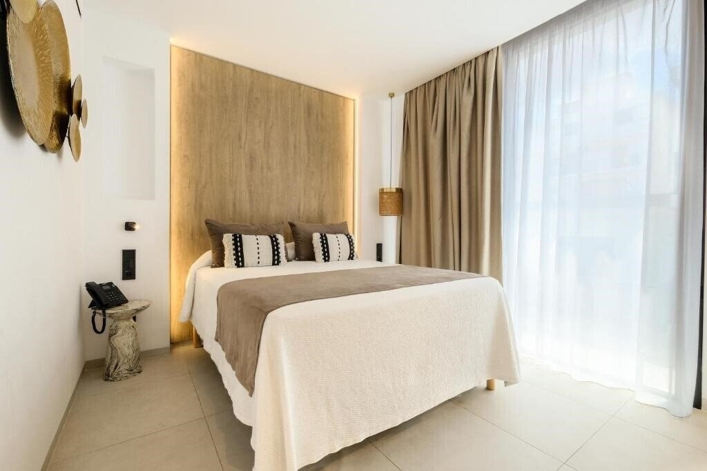 Апартаменты M Hotel 4*