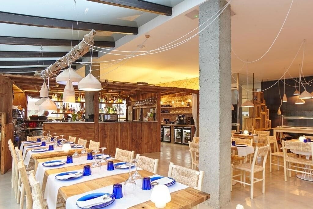 Апартаменти Castavi Apartments 4*