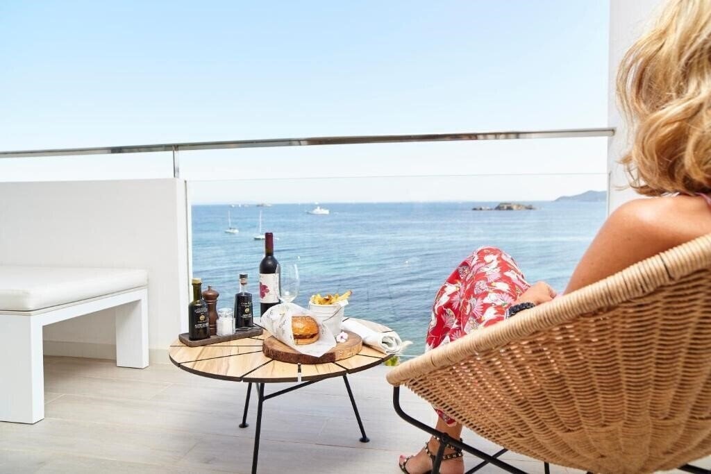 Панорама Sud Ibiza Suites 4*