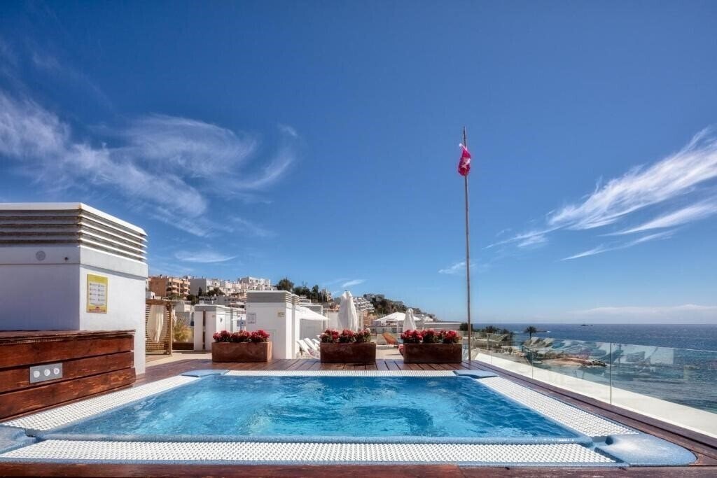 Фотографія Sud Ibiza Suites 4*